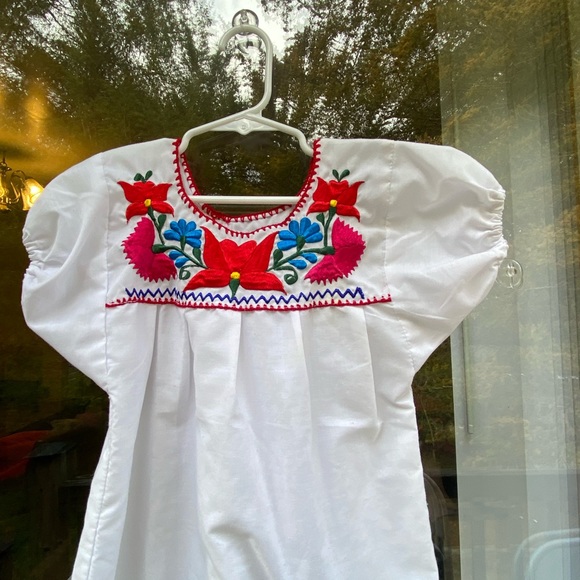 EMBROIDERED BLOUSE GIRLS - Picture 6 of 8